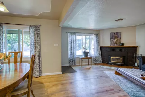 830 Locust St, Redding, CA 96001 photo 14
