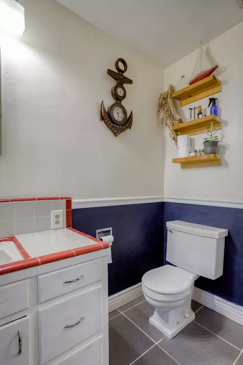 830 Locust St, Redding, CA 96001 photo 29