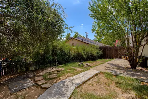 605 Leila Ave, Redding, CA 96002 photo 21