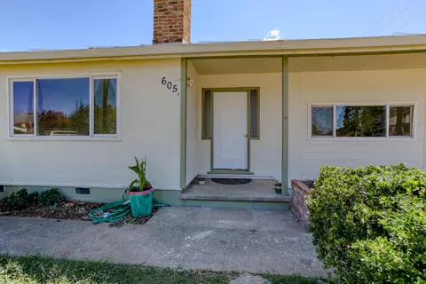 605 Leila Ave, Redding, CA 96002 photo 4