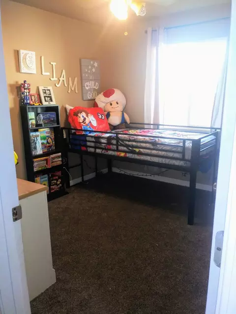2344 Nebula St, Redding, CA 96002 photo 9
