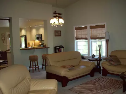 5530 Lexi Ln, Redding, CA 96001 photo 10