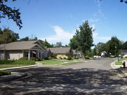 5530 Lexi Ln, Redding, CA 96001 photo 4
