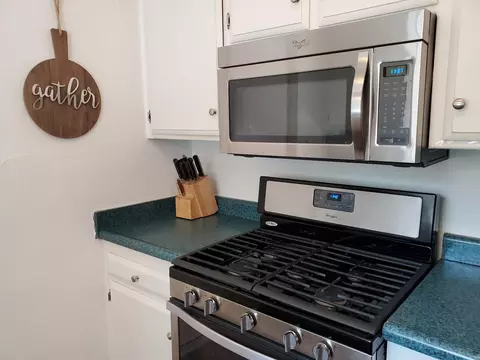2106 Martian Way, Redding, CA 96002 photo 22