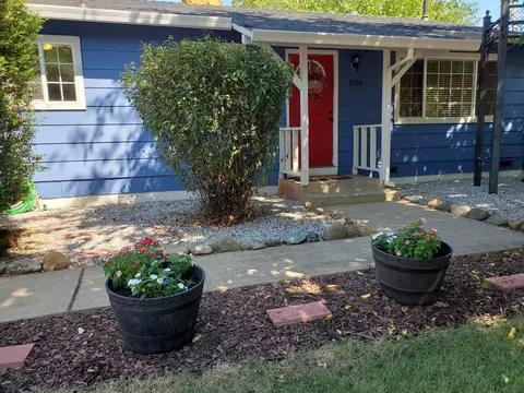 2106 Martian Way, Redding, CA 96002 photo 4