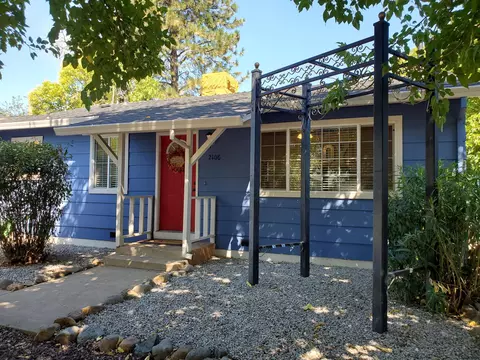 2106 Martian Way, Redding, CA 96002 photo 5