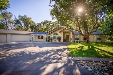 9935 Harley Leighton Rd, Redding, CA 96003 photo 1