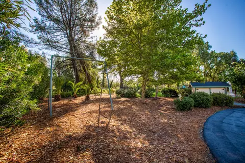 9935 Harley Leighton Rd, Redding, CA 96003 photo 37