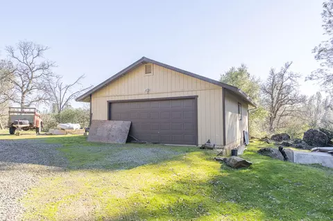 9005 Chaparral Dr, Redding, CA 96001 photo 13