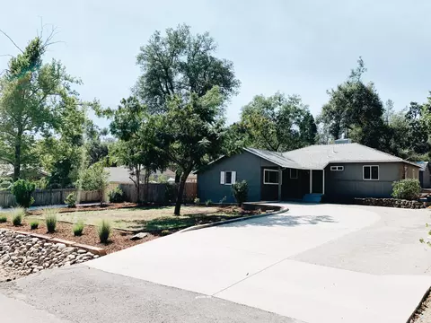 7032 White Oak Dr, Anderson, CA 96007 photo 2