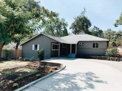7032 White Oak Dr, Anderson, CA 96007 photo 3