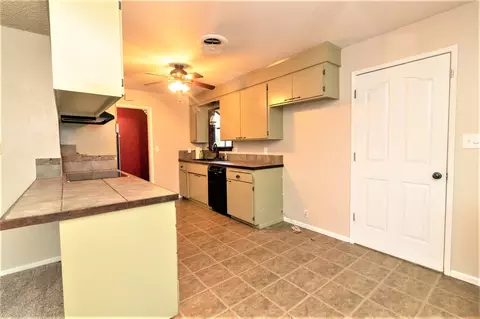 2896 Hawn Ave, Redding, CA 96002 photo 5