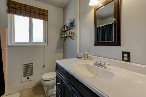 2555 Reservoir Ln, Redding, CA 96002 photo 11
