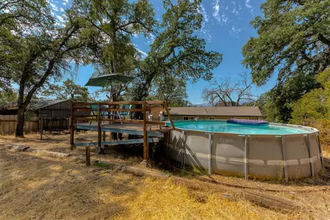 2555 Reservoir Ln, Redding, CA 96002 photo 13