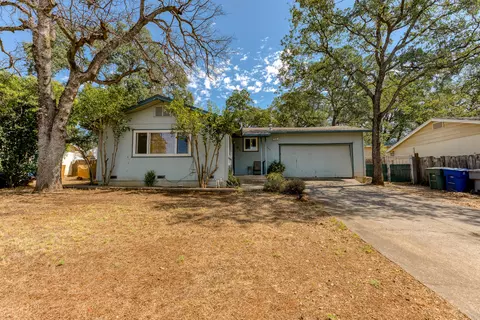 2555 Reservoir Ln, Redding, CA 96002 photo 1
