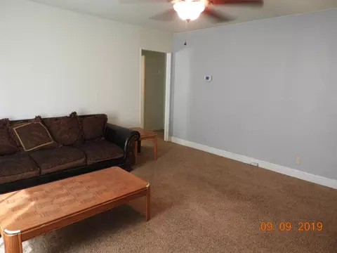 1117 4th St, Redding, CA 96002 photo 4