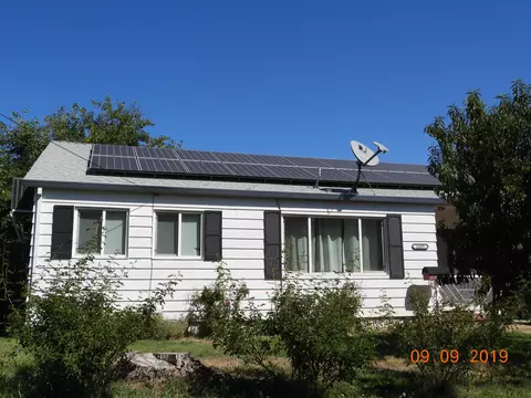 1117 4th St, Redding, CA 96002 photo 1