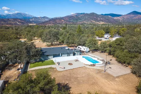 16840 Eastshore Rd, Redding, CA 96003 photo 2