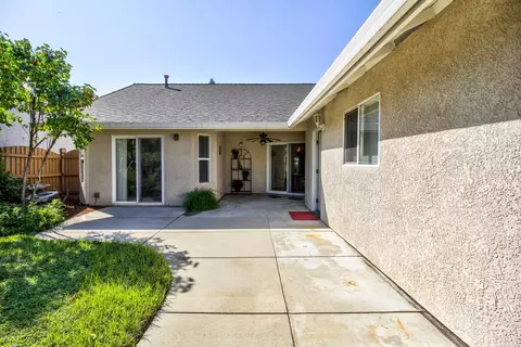 1704 Capistrano Walk, Redding, CA 96003 photo 30