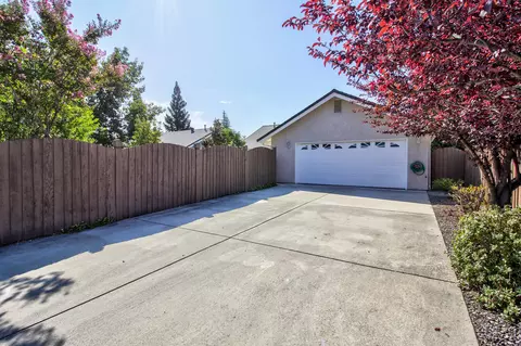 1704 Capistrano Walk, Redding, CA 96003 photo 27
