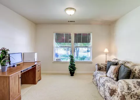 1704 Capistrano Walk, Redding, CA 96003 photo 5