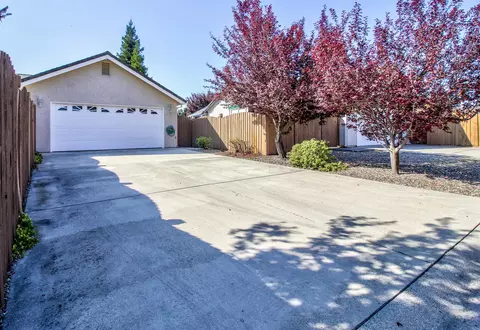 1704 Capistrano Walk, Redding, CA 96003 photo 26