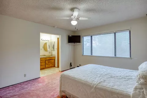 318 Kamp Way, Redding, CA 96003 photo 17