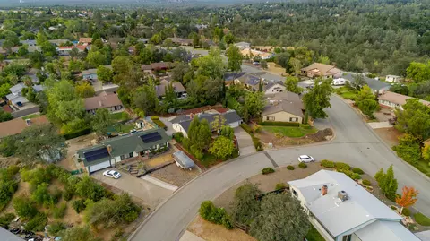 318 Kamp Way, Redding, CA 96003 photo 36