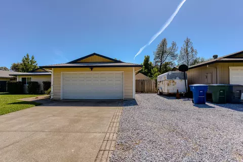 1209 Woodside Meadows Rd, Redding, CA 96002 photo 3