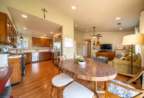 342 Springer Dr, Redding, CA 96003 photo 7