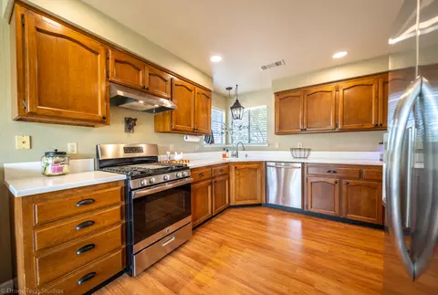 342 Springer Dr, Redding, CA 96003 photo 9