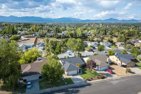 342 Springer Dr, Redding, CA 96003 photo 22