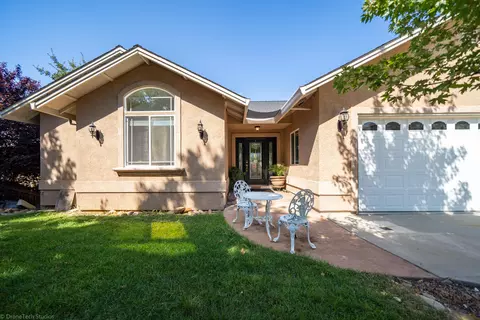 3500 Elizabeth Way, Redding, CA 96001 photo 4