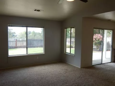 3369 Auburn Dr, Redding, CA 96001 photo 16