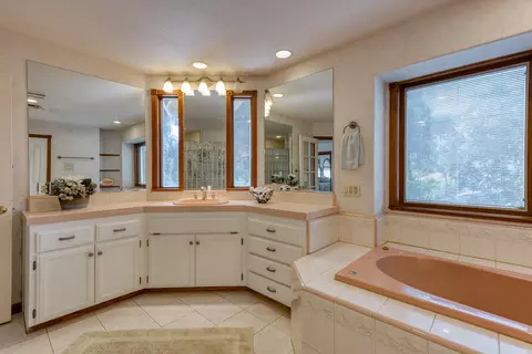 4104 Tiffany Ln, Redding, CA 96002 photo 42