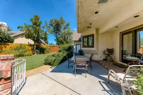 4104 Tiffany Ln, Redding, CA 96002 photo 8