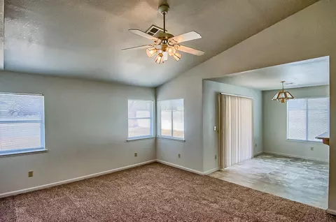 160 Danbury Dr, Redding, CA 96003 photo 5