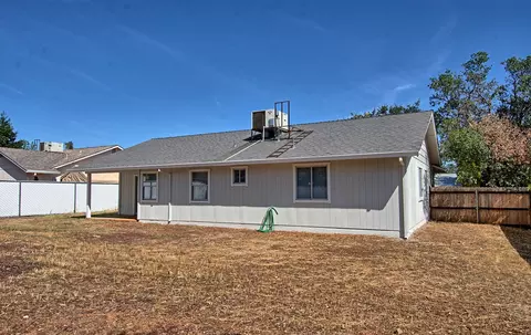 160 Danbury Dr, Redding, CA 96003 photo 35