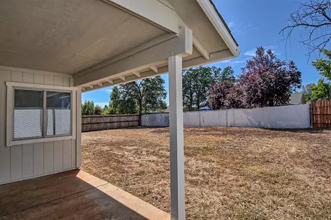 160 Danbury Dr, Redding, CA 96003 photo 32
