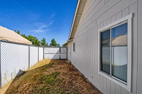160 Danbury Dr, Redding, CA 96003 photo 36