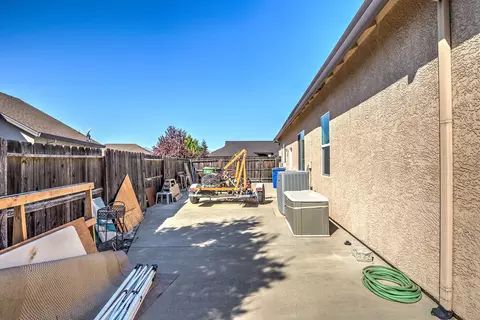 581 Bellagio, Redding, CA 96003 photo 53
