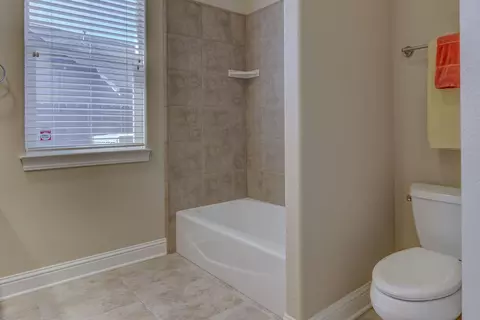 581 Bellagio, Redding, CA 96003 photo 47