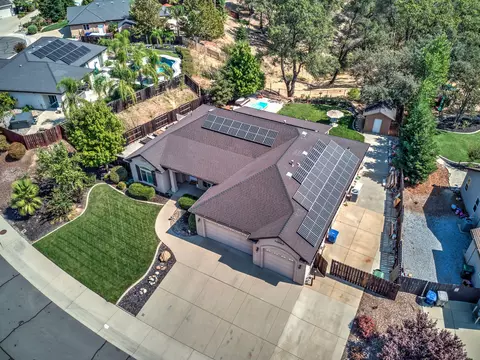 581 Bellagio, Redding, CA 96003 photo 61