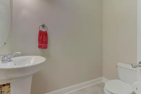 581 Bellagio, Redding, CA 96003 photo 51