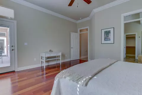 581 Bellagio, Redding, CA 96003 photo 32