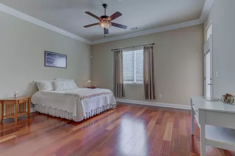581 Bellagio, Redding, CA 96003 photo 30
