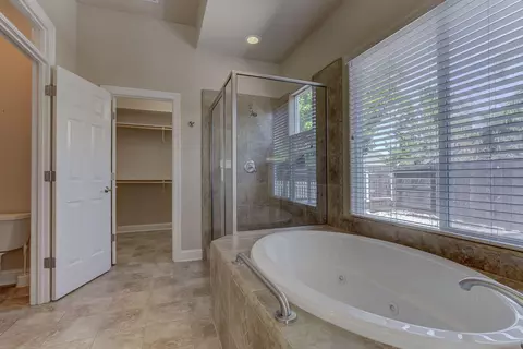 581 Bellagio, Redding, CA 96003 photo 35