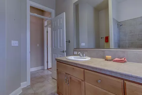 581 Bellagio, Redding, CA 96003 photo 45