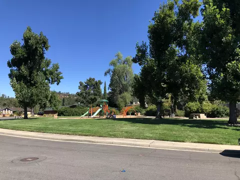 2905 Amethyst Way, Redding, CA 96003 photo 15