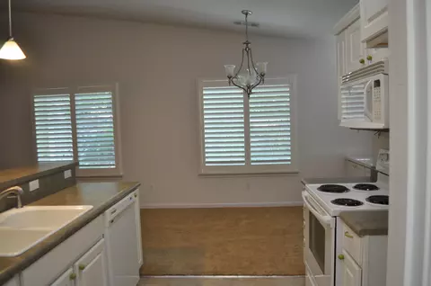 744 Stonebriar Trl, Redding, CA 96003 photo 9